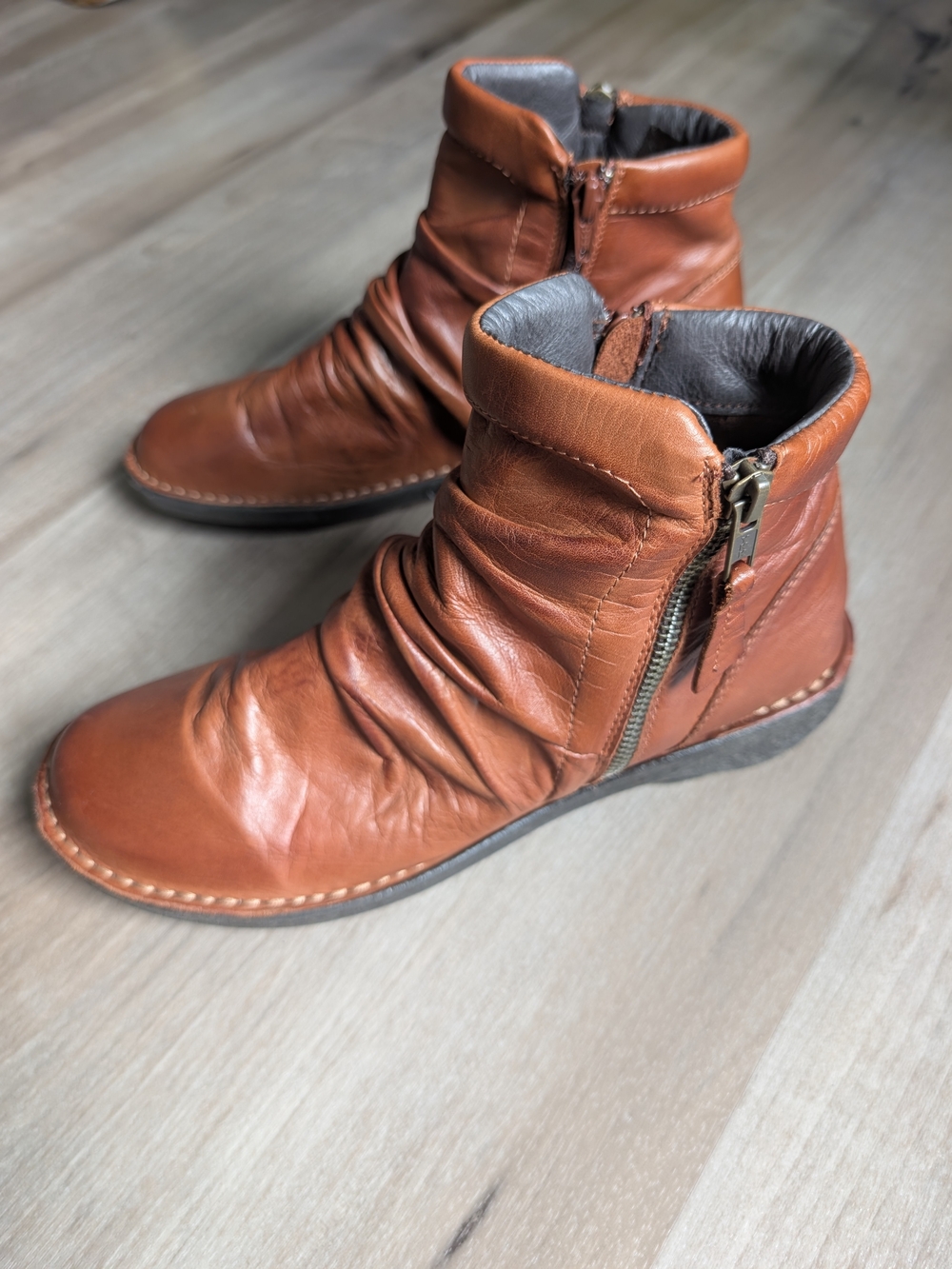Miz Mooz Pleasant Boots Leather Ankle Booties, EU 39 (S2)